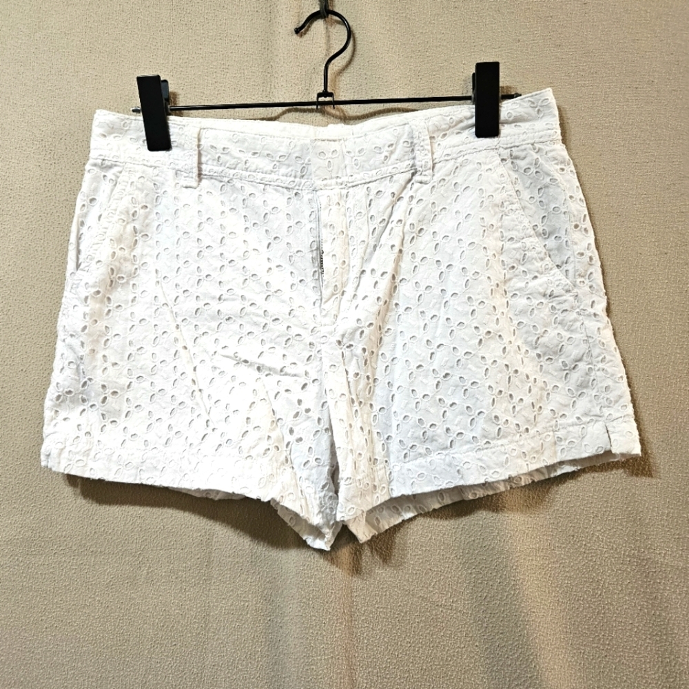 GAP Size 6 Lace Eyelet Women's City Shorts